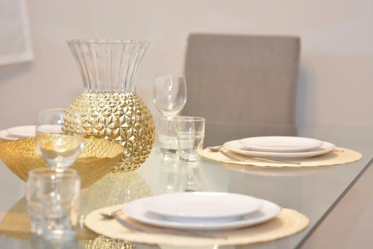 Marconi Thematic Suites Apartments Bologna